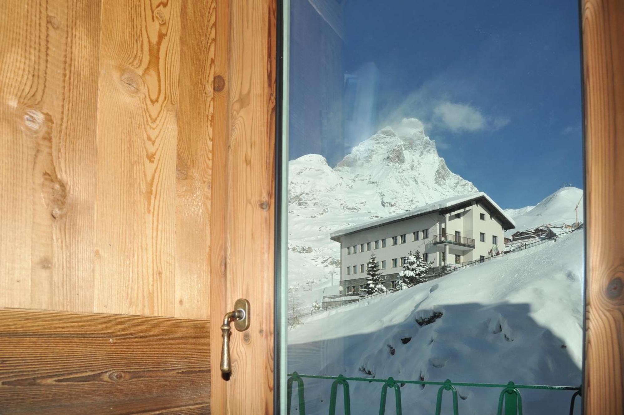 Mollino Rooms Breuil-Cervinia Exterior foto