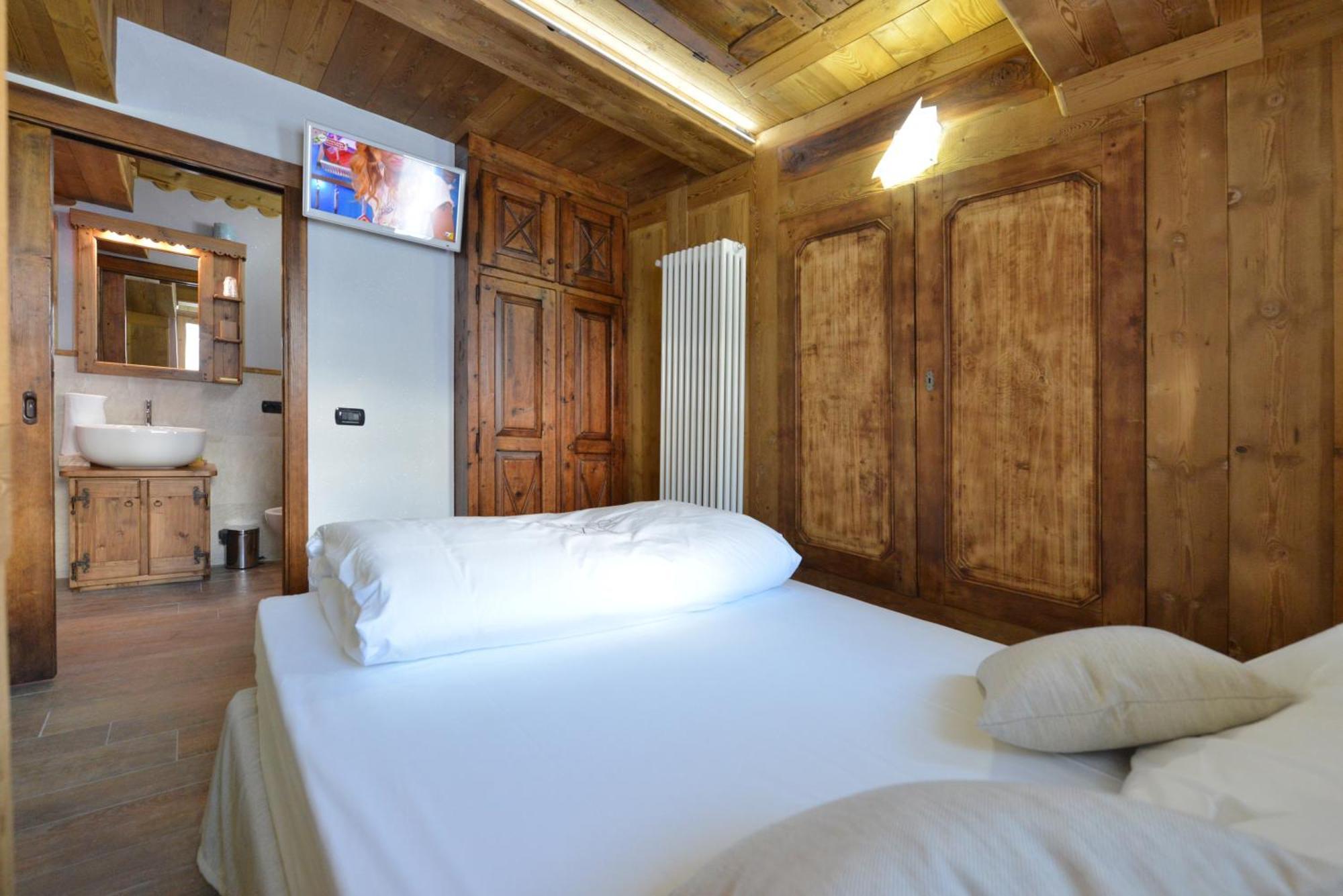 Mollino Rooms Breuil-Cervinia Exterior foto